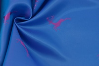 Taft Hirsch blau pink gedreht