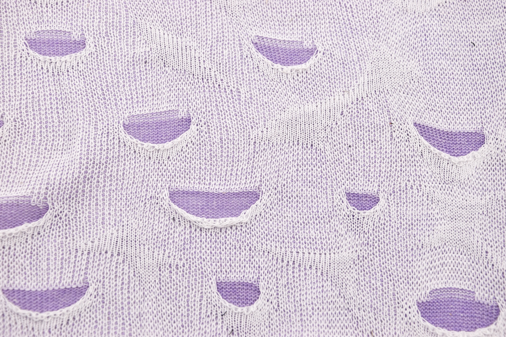 Doppellagiger Ajour-Strick Violett