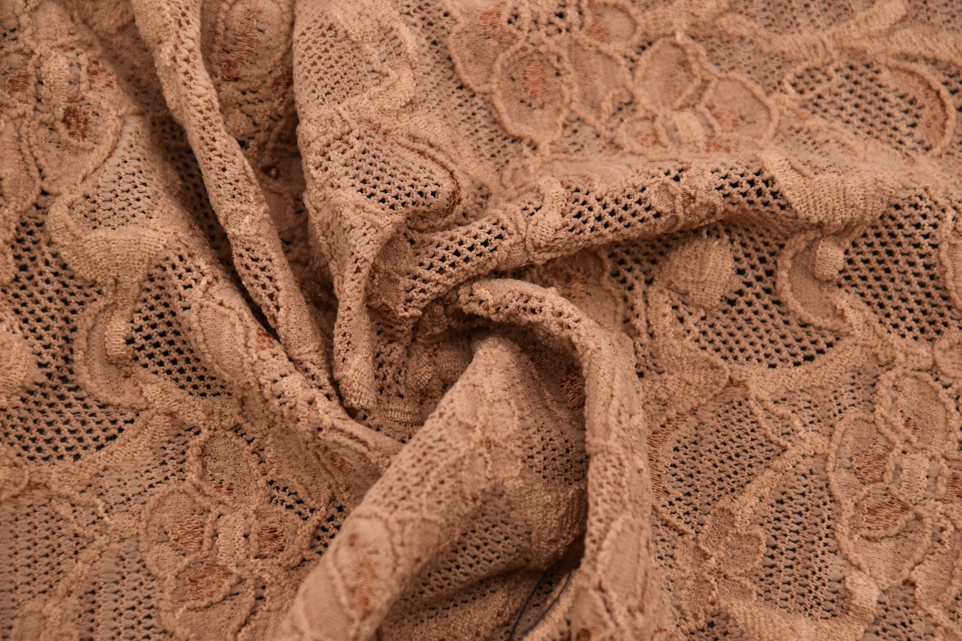 Spitze Braunbeige mit Elasthan