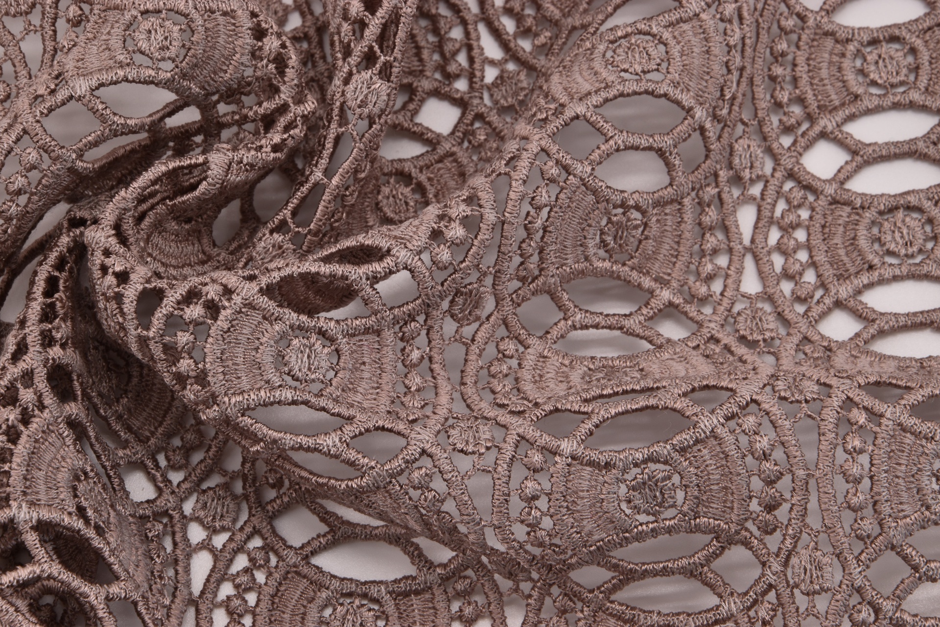 Spitze Beige