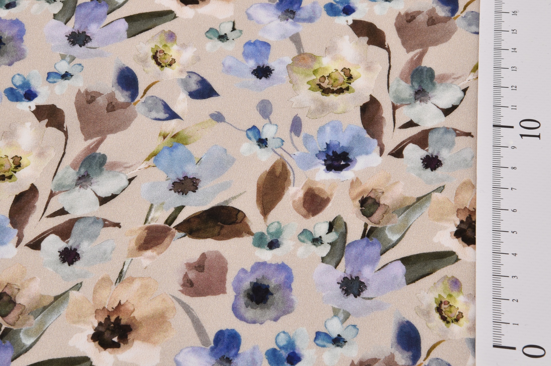 Viskoseprint Blumen Beige