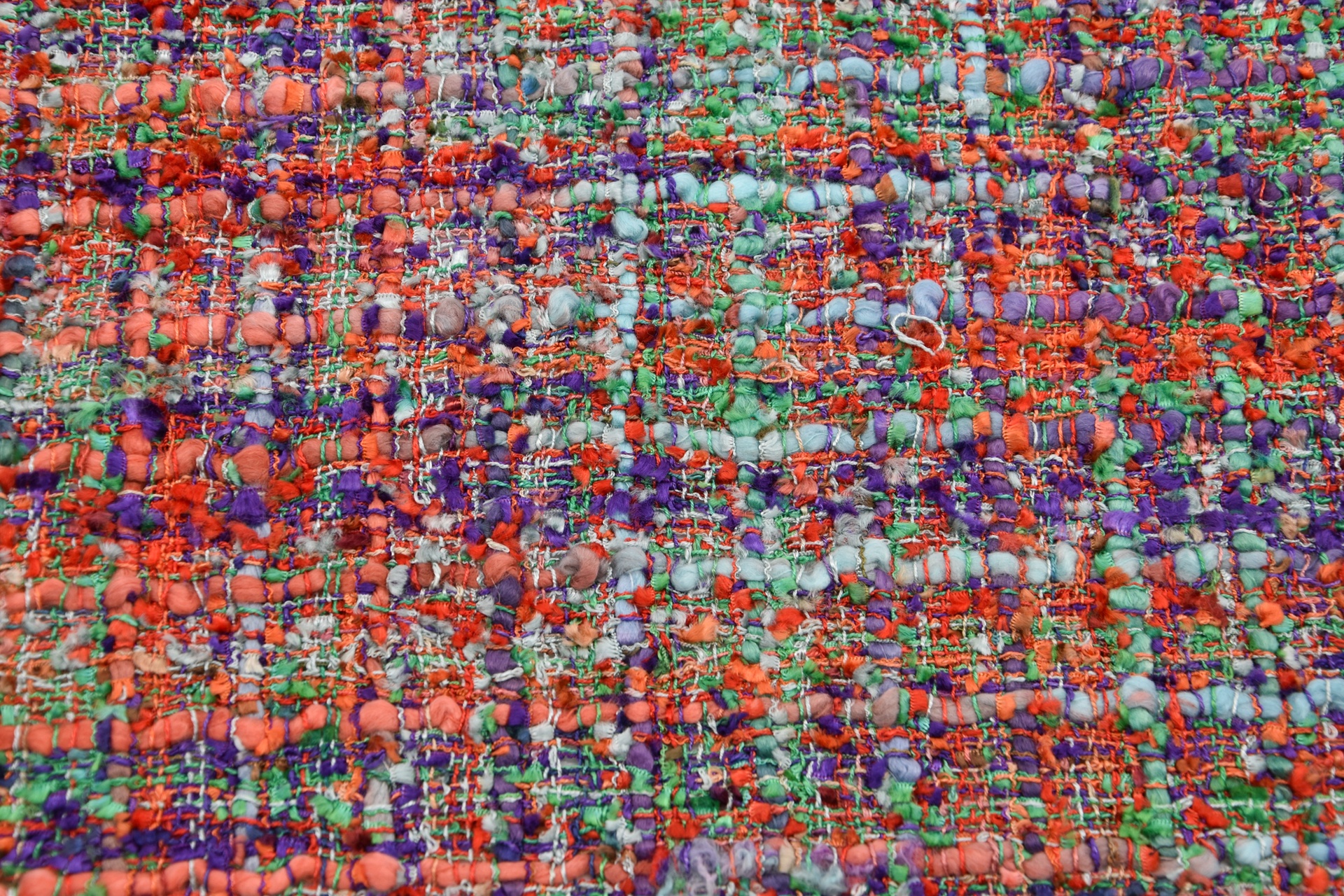 Fantasy Stoff aus Viskose / Polyester Bunt