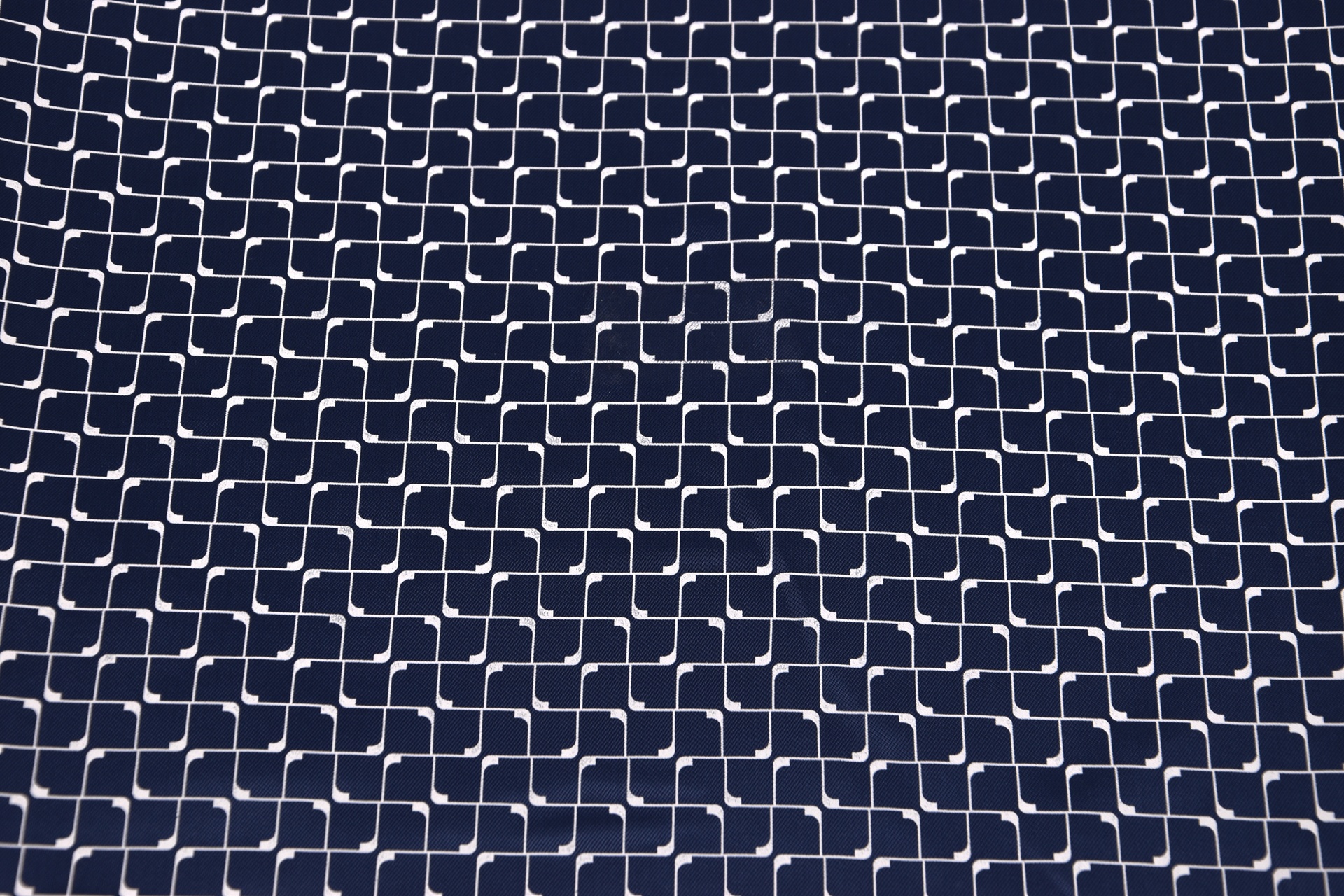 Futterstoff aus Viskose Marine / Weiss