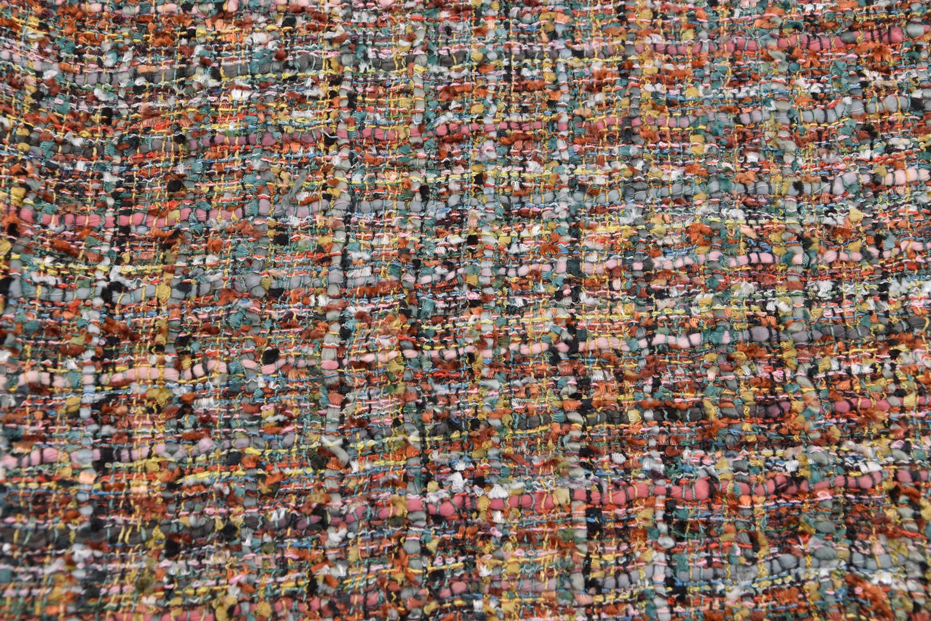 Fantasy Stoff aus Viskose / Polyester Bunt
