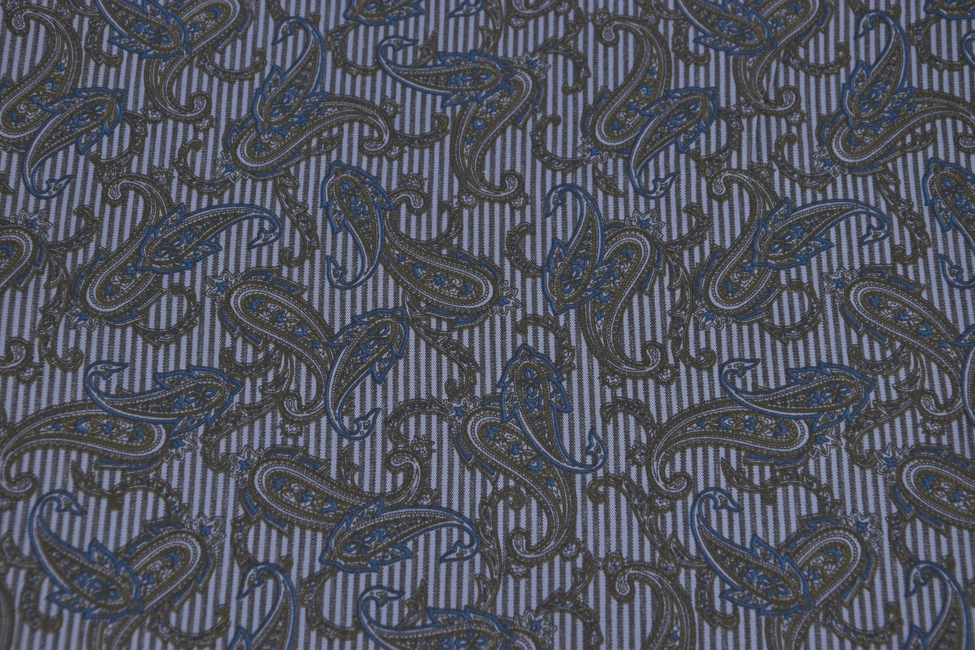 Futterstoff aus Viskose Paisley