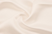 Satinseide Imitat aus 100% Polyester Wollweiß