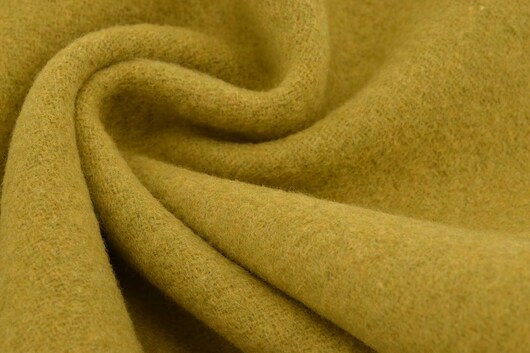 Mantel Gelbgrün