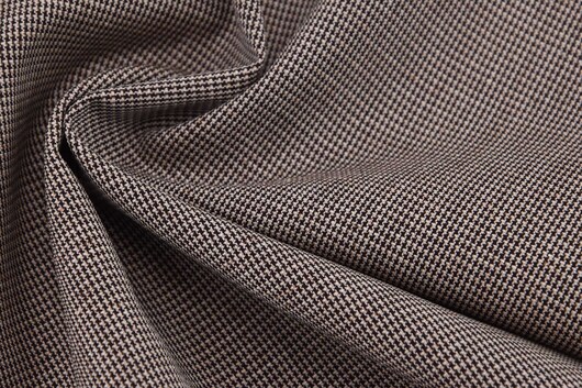 Wollmischung gemustert