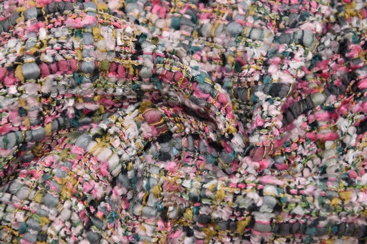 Fantasy Stoff aus Viskose / Polyester Bunt