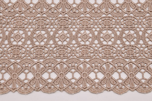 Spitze hellbeige 